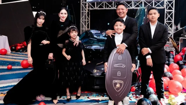 Viral Crazy Rich Makassar Beri Kado Lamborghini Rp22 Miliar untuk Ulang Tahun Anak ke-9