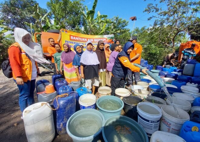 BPBD Nagan Raya Distribusikan Air Bersih untuk Korban Banjir