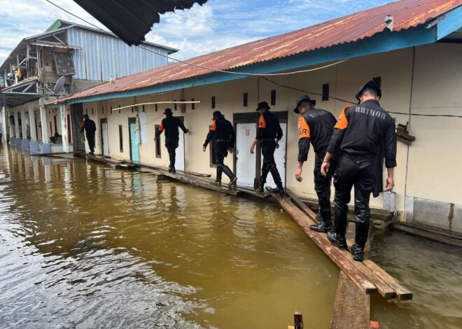 Banjir Rob Terjang Dua Desa di Tomini, Sulawesi Tengah