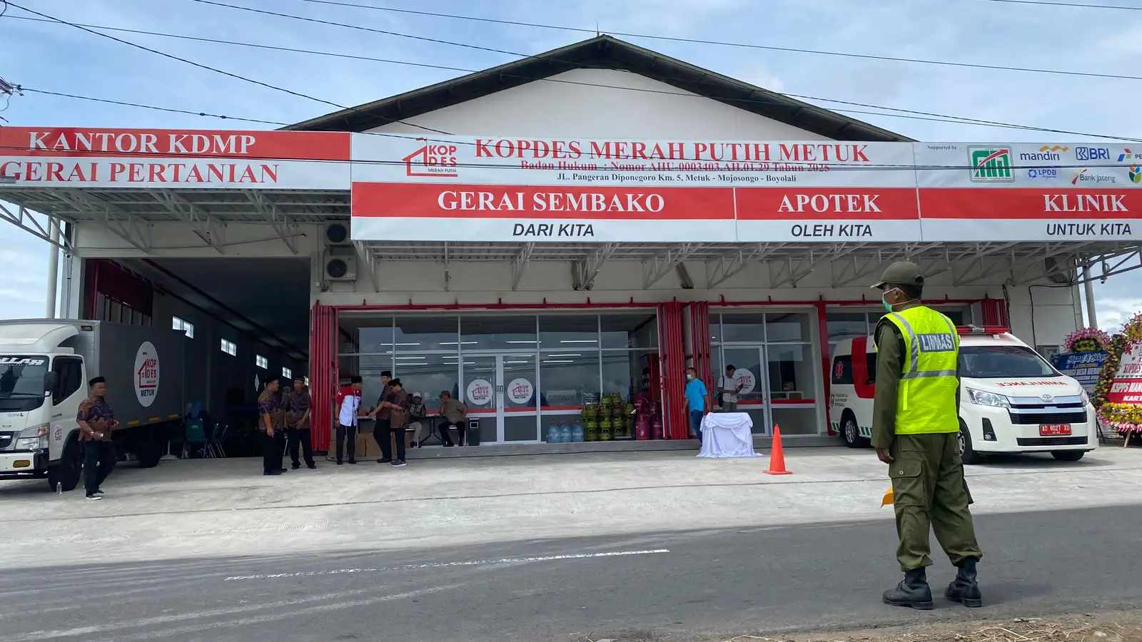 Kemenkop Tegaskan Produk Lokal Wajib Diserap Kopdes Merah Putih