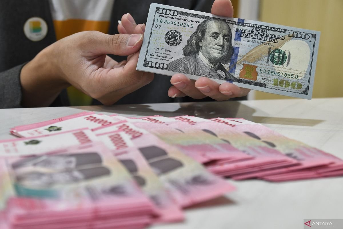 Rupiah Berbalik Menguat, Namun Masih Rawan Koreksi