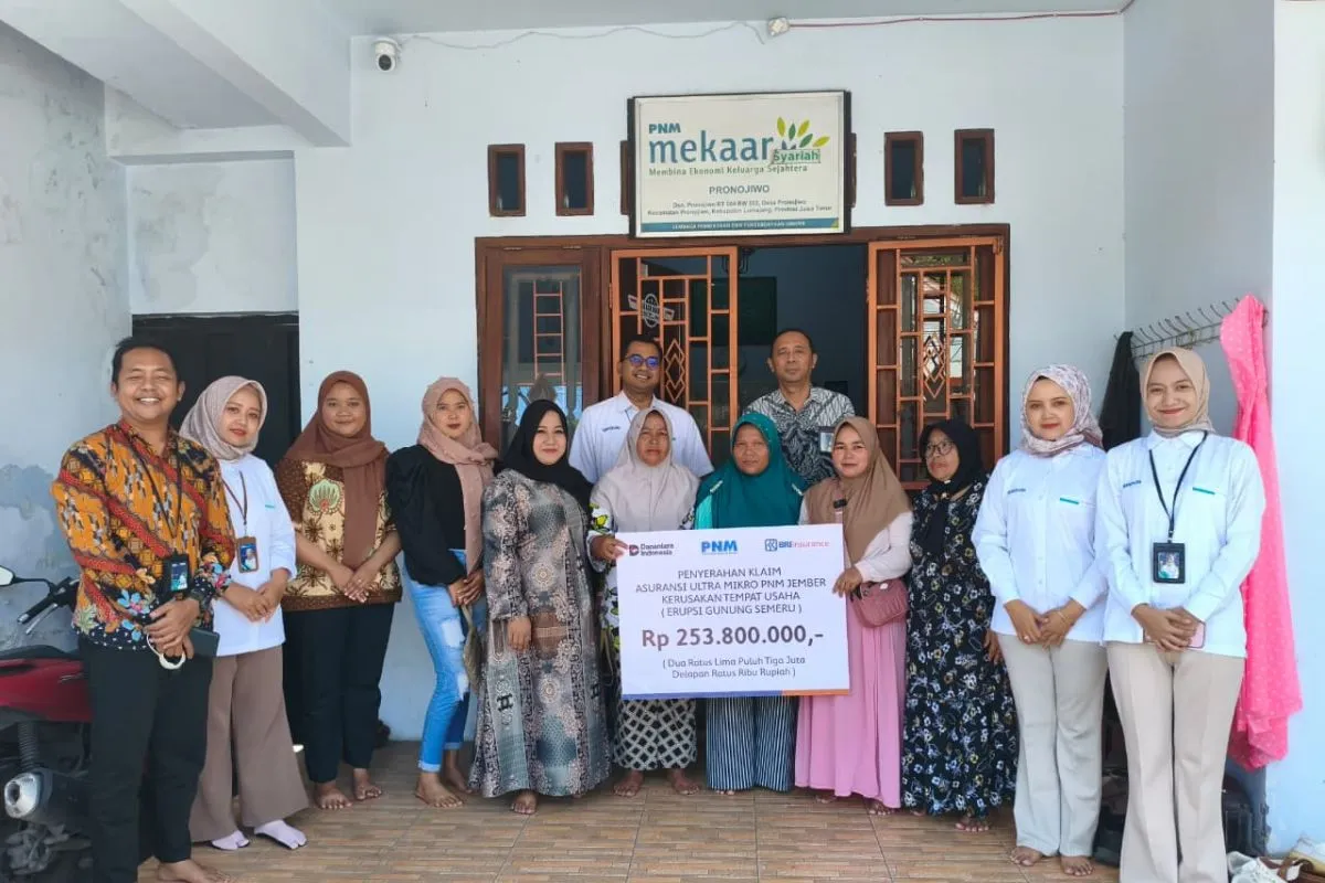 Perusahaan BRI Insurance Bayarkan Klaim Asuransi untuk 188 UMKM Terdampak Erupsi Gunung Semeru
