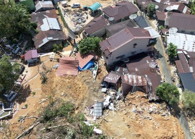 Kisah Haru Penyintas Banjir Bandang Sibolga, Bertahan di Tengah Terjangan Air