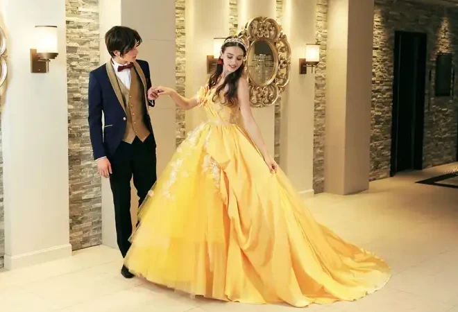 Viral! Pasangan Lansia Gelar Resepsi Pernikahan dengan Gaun ala Princess