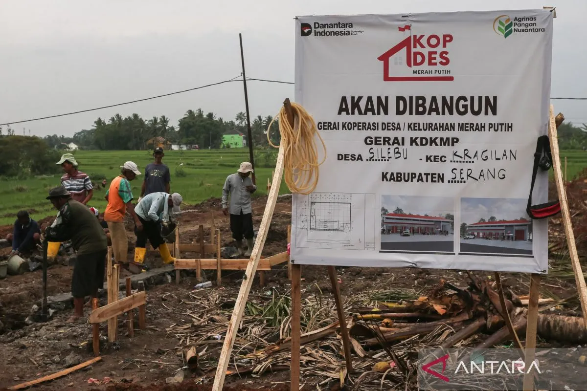 Menkop: Kopdes Merah Putih Jadi Solusi Hadapi Keterbatasan Lapangan Kerja