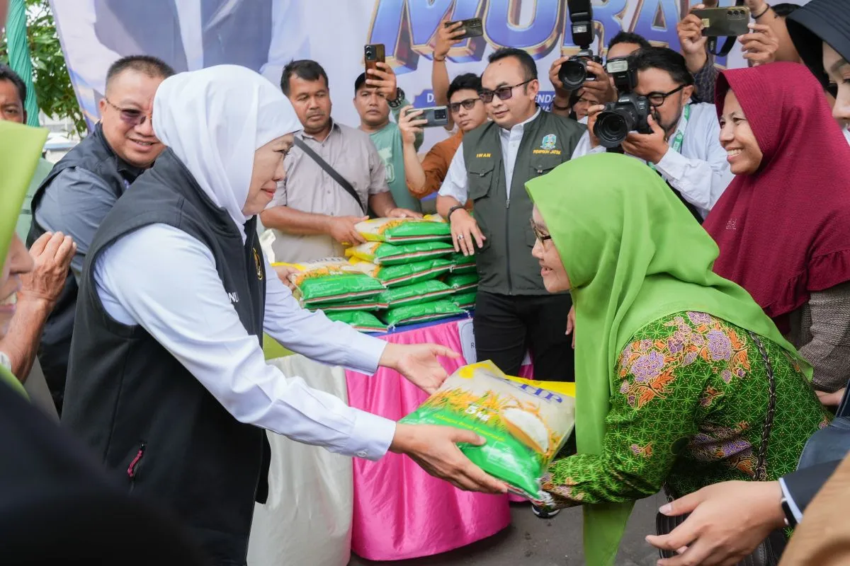 Khofifah Sebut Pasar Murah Jadi Instrumen Efektif Tekan Inflasi di Jatim
