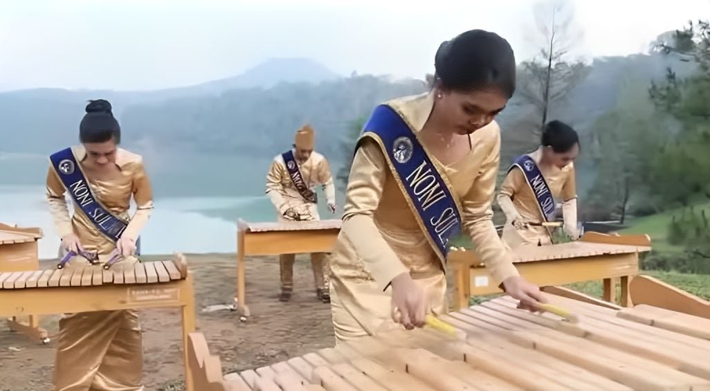 Mengenal Kolintang: Alat Musik Tradisional Minahasa