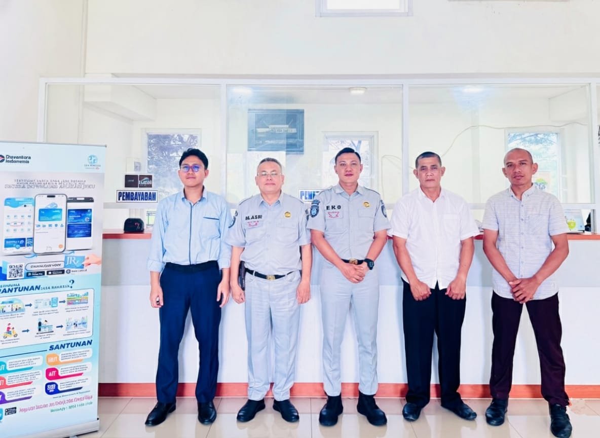 Kepala Jasa Raharja Bekasi Lakukan Monitoring Layanan Samsat Outlet Plaza Metropolitan Tambun