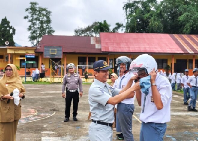 Jasa Raharja Cabang Bukittinggi Berikan Edukasi Pencegahan Kecelakaan Lalu Lintas di SMAN 1 Situjuh Limo Nagari