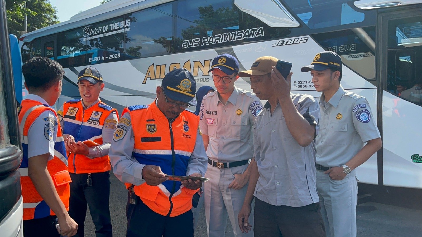 Jasa Raharja Surakarta Melaksanakan Ramp Check Armada Bus di Terminal Tirtonadi Jelang Angkutan Lebaran 2026