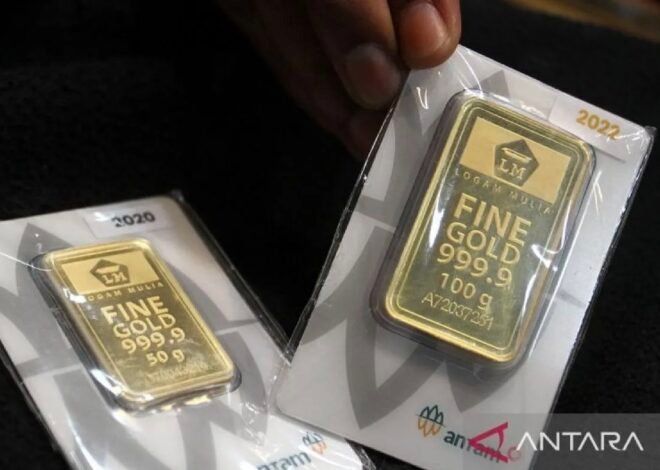 Harga Emas Antam Hari Ini Anjlok Rp77.000, Kini Jadi Rp3,045 Juta Per Gram