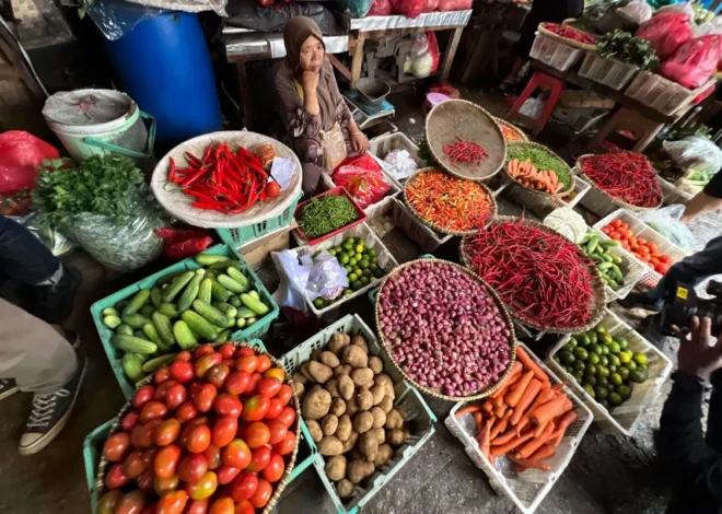 Update Harga Pangan Sabtu Pagi: Cabai Rawit Tembus Rp78.900 dan Bawang Merah Rp43.700 per Kg