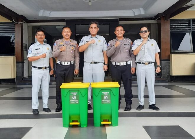 Perkuat Sinergi Keselamatan Lalu Lintas, Jasa Raharja DIY Serahkan Sarana TJSL ke Unit Gakkum Polresta Sleman