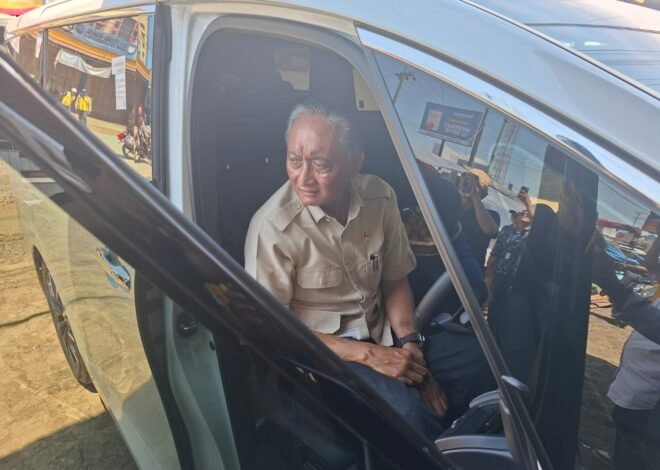 Menteri PU Nyetir Sendiri di Trans Jawa, Puji Kualitas Tol yang Siap Dukung Arus Balik