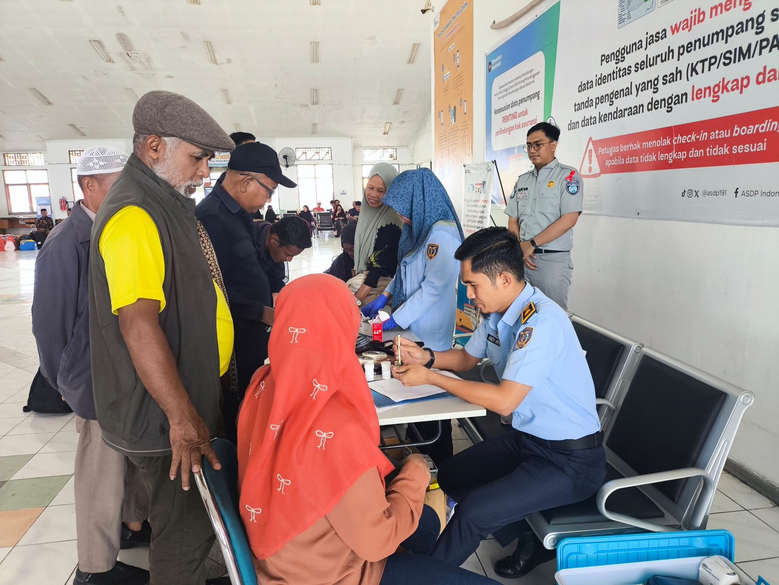 Jasa Raharja Watampone Gelar Pemeriksaan Kesehatan Gratis di Pelabuhan Bajoe Dukung Arus Balik Mudik Lebaran 2026