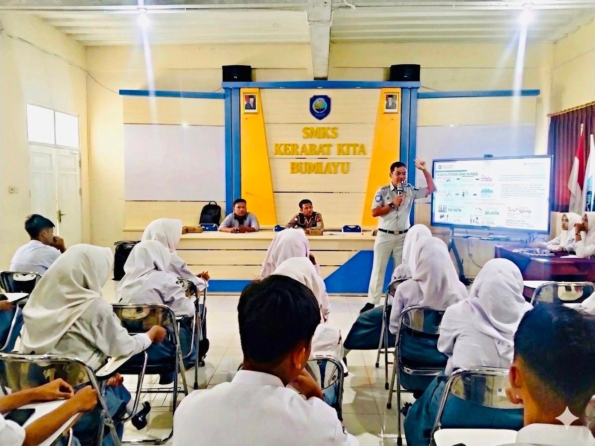 Jasa Raharja Pekalongan Laksanakan Kegiatan PPKL di SMK Kerabat Kita Bumiayu