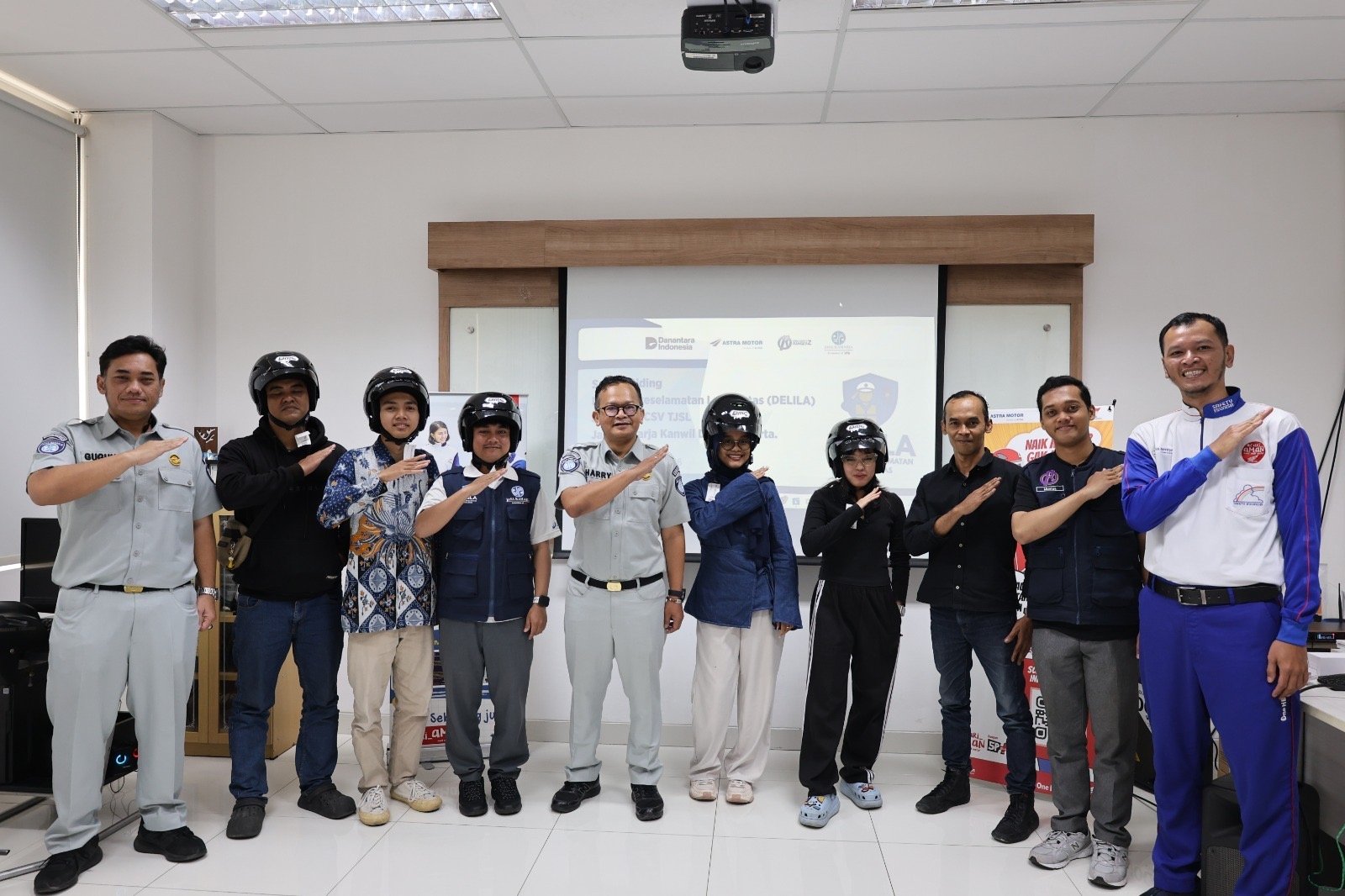 Tekan Angka Kecelakaan, Jasa Raharja Edukasi Warga DELILA Lewat Program Safety Riding