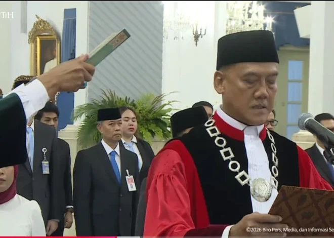 Liliek Prisbawono Adi Resmi Dilantik Jadi Hakim MK Gantikan Anwar Usman