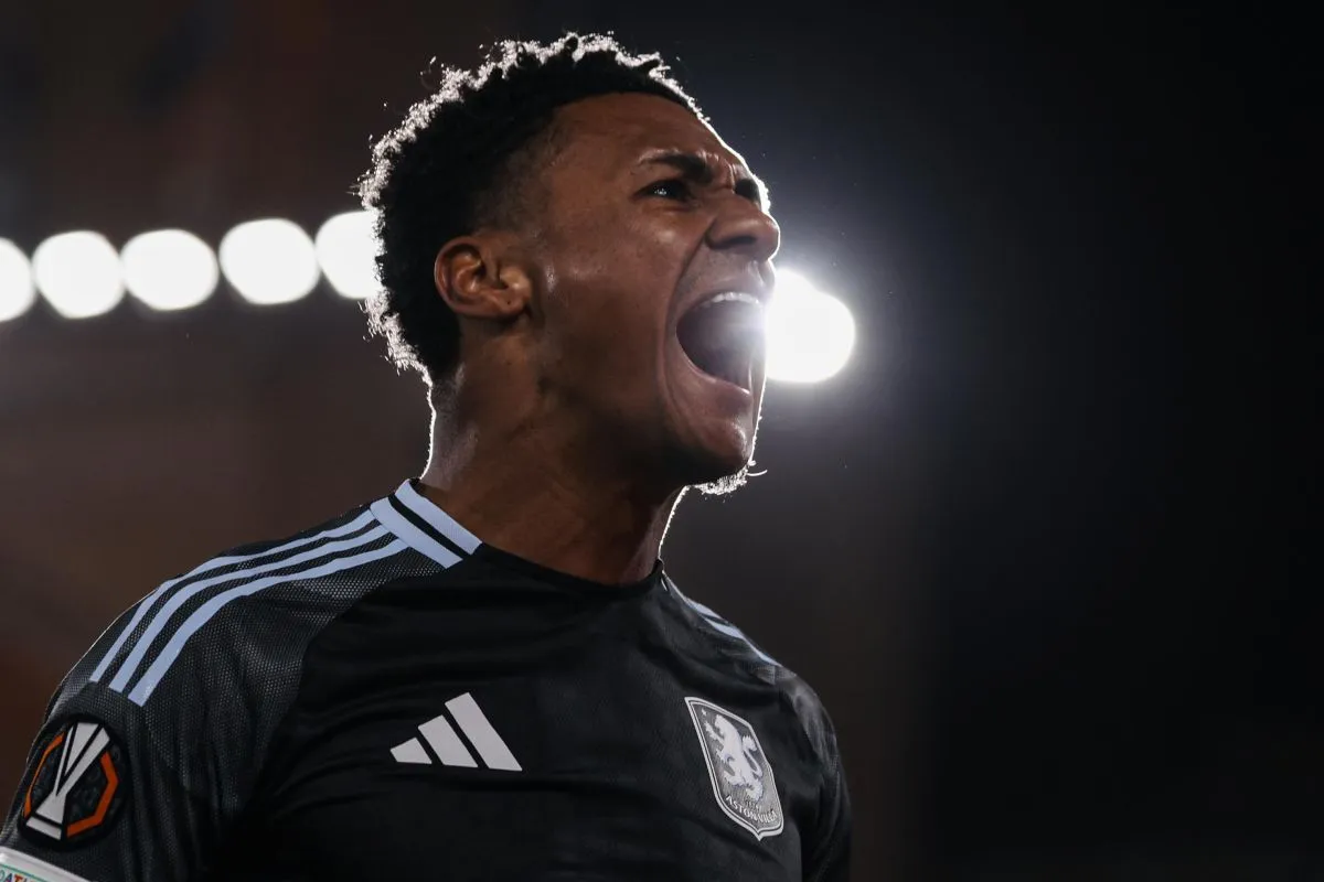 Ollie Watkins Akui Aston Villa Beruntung Usai Gol Bologna Dianulir VAR