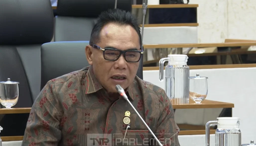 DPR Desak Pemerintah Beri Subsidi Pakan Gajah Wisata demi Cegah Kepunahan