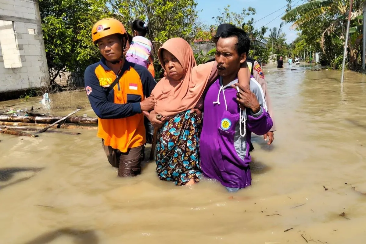 Dampak Banjir Demak Hari Ini Makin Meluas, 6 Desa Terendam Air