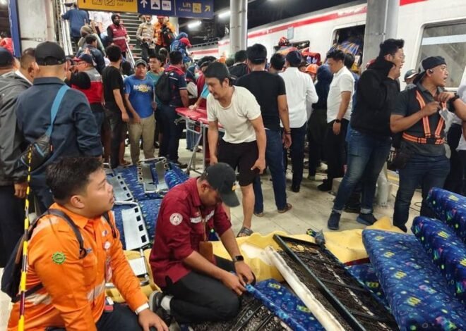 Update Tabrakan Kereta di Bekasi Timur: Korban Tewas 7 Orang, 81 Luka