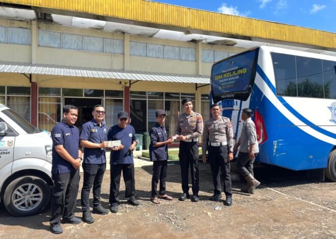 Tim Pembina Samsat Martapura Hadirkan Layanan Samsat dan SIM Keliling di Koperasi Karya Lestari