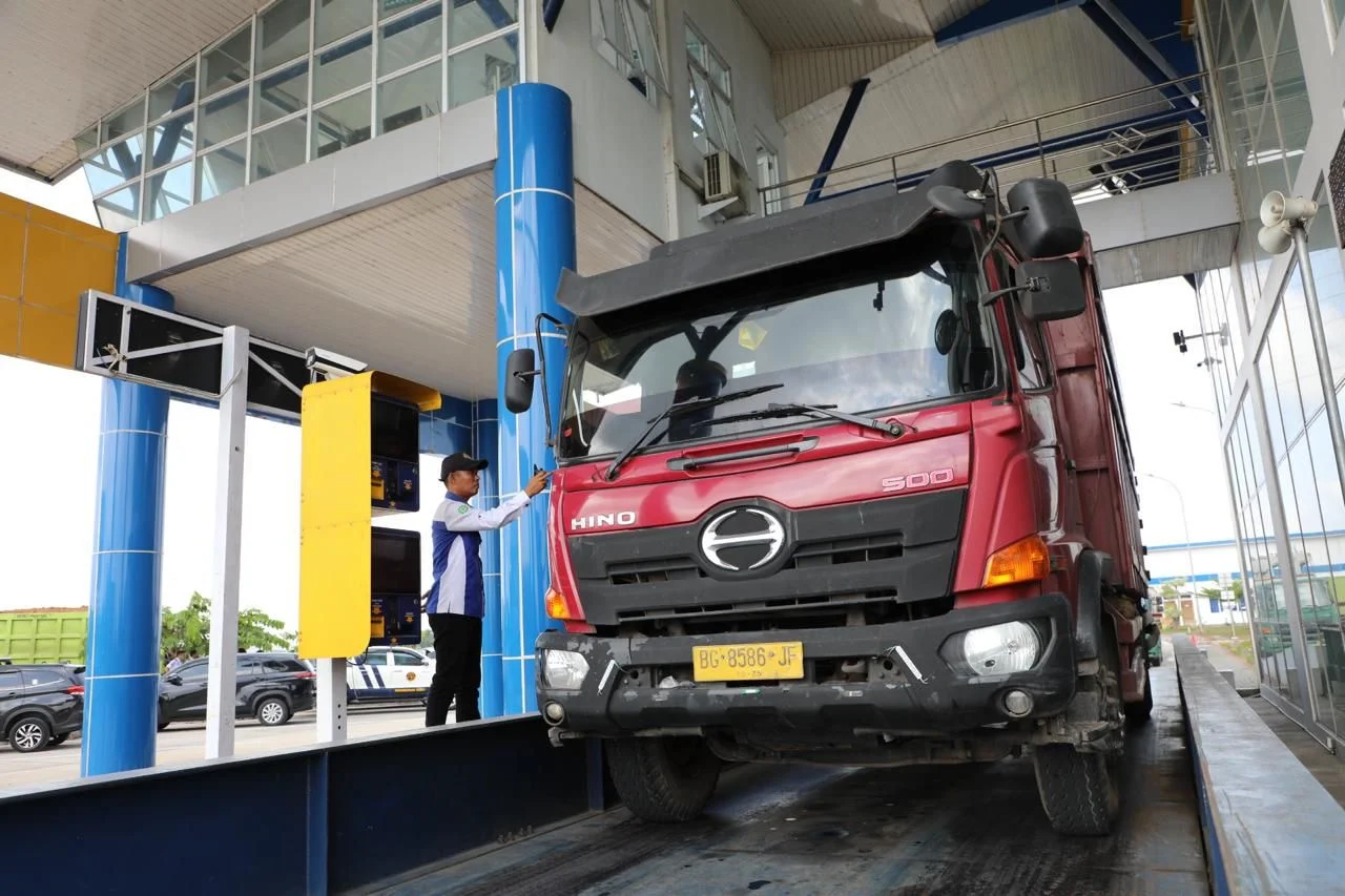 Kemenhub: Tingkat Kepatuhan Angkutan Barang Capai 75 Persen di Indonesia