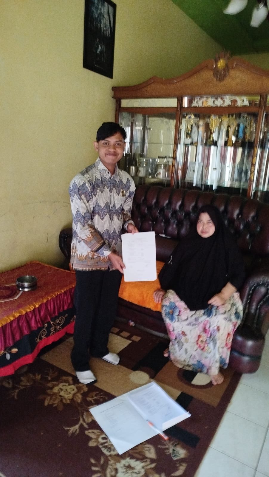 Petugas Samsat Kawali Laksanakan Kegiatan Door To Door (DTD) Ke Perusahan Di Wilayah Ciamis