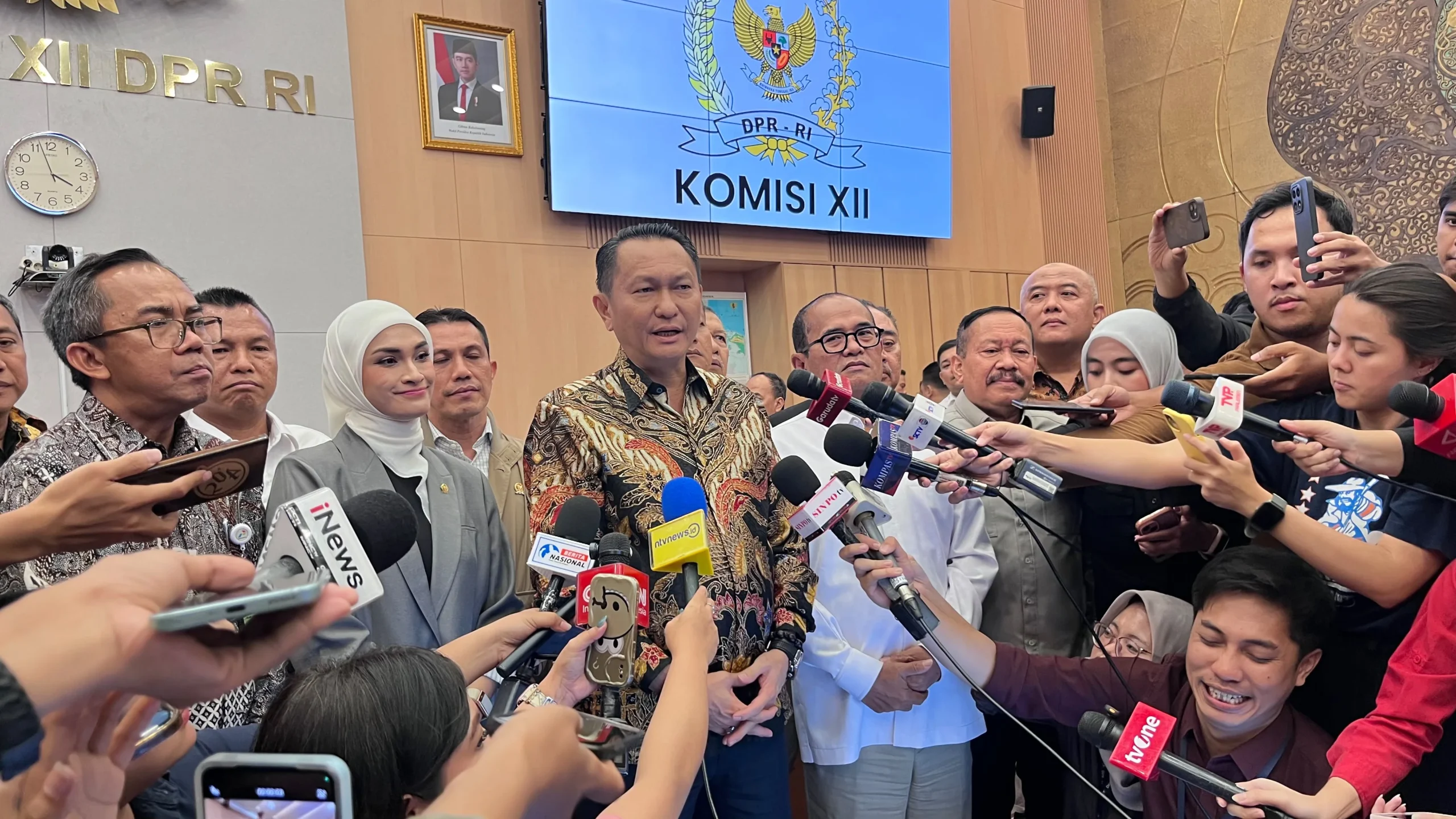 Stok BBM Nasional Dipastikan Aman, DPR Minta Masyarakat Tidak Panik