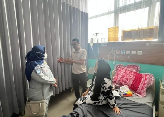 Wujud Pelayanan Proaktif, PJ Samsat Garut Laksanakan Kunjungan Korban Kecelakaan Lalu Lintas di RSUD Garut