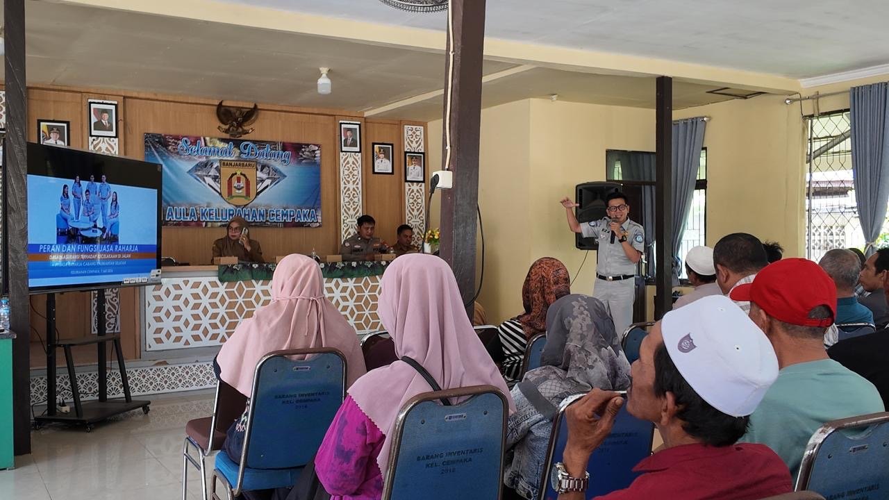 Bersama DLH Banjarbaru, Tim Pembina Samsat Banjarbaru Optimalkan Kepatuhan PKB