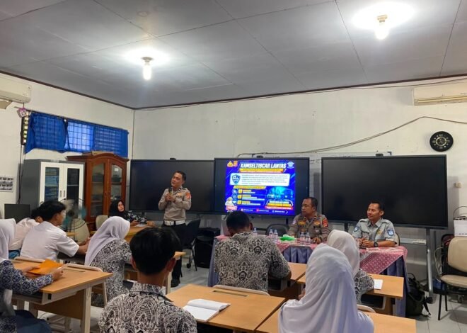 Jasa Raharja dan Polres Lebak Kolaborasi Tumbuhkan Budaya Tertib Berlalu Lintas di SMA Cikulur