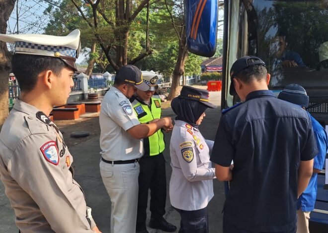 Jasa Raharja Purwakarta bersama Polres dan Dishub Subang gelar Ramp Check di Terminal Subang demi Keselamatan Penumpang