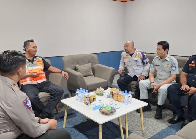 Upaya Peningkatan Keselamatan Lalu Lintas, PT Jasa Raharja (Persero) Cabang Cirebon Gelar Forum Komunikasi Lalu Lintas (FKLL) di Ex. GT Palimanan Utama KM 188 A Tol Cipali Kab Cirebon