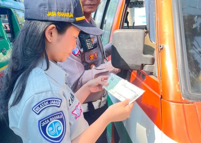 Berikan Kemudahan dan Keuntungan Bagi Wajib Pajak, Kolaborasi Jasa Raharja Bandung Bersama Tim Pembina Samsat Padjajaran Gelar Pemeriksaan PKB dan SWDKLLJ disertai Pengobatan Gratis, Sosialisasi PPGD dan Voucher