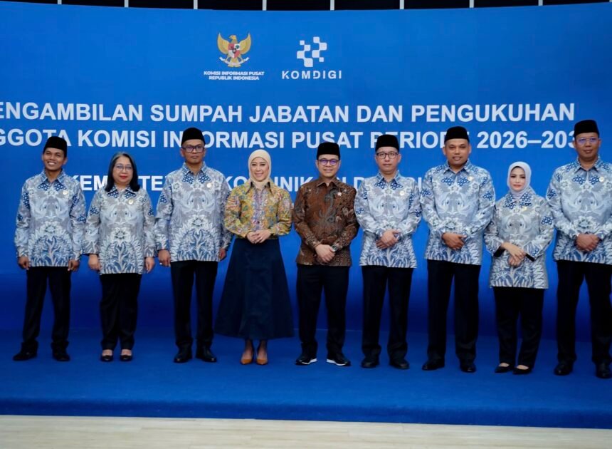 Menkomdigi Kukuhkan Komisioner KI Pusat 2026–2030, Perkuat Keterbukaan Informasi Publik