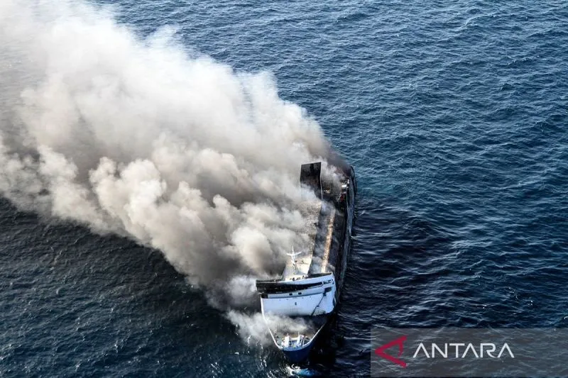 Kebakaran KMP Mutiara Sentosa II, Lima Penumpang Dilaporkan Meninggal Dunia