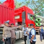 Komitmen Keselamatan Transportasi, Jasa Raharja Bersama Dishub dan Kamsel Polres Cilegon Tertibkan Truk Parkir Sembarangan di Jalan Lingkar Selatan