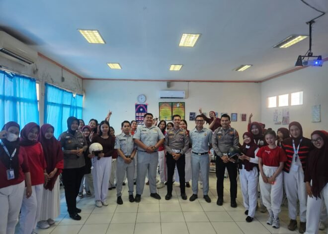 Jasa Raharja dan Satlantas Polres Singkawang Ajak Mahasiswa Jadi Pelopor Keselamatan Berlalu Lintas