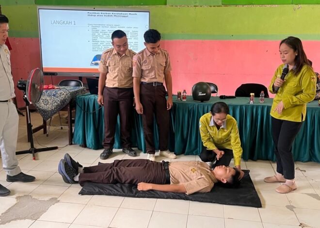Jasa Raharja Kalteng Bekali Pelajar SMKN 1 Kuala Kurun dengan Pelatihan PPGD