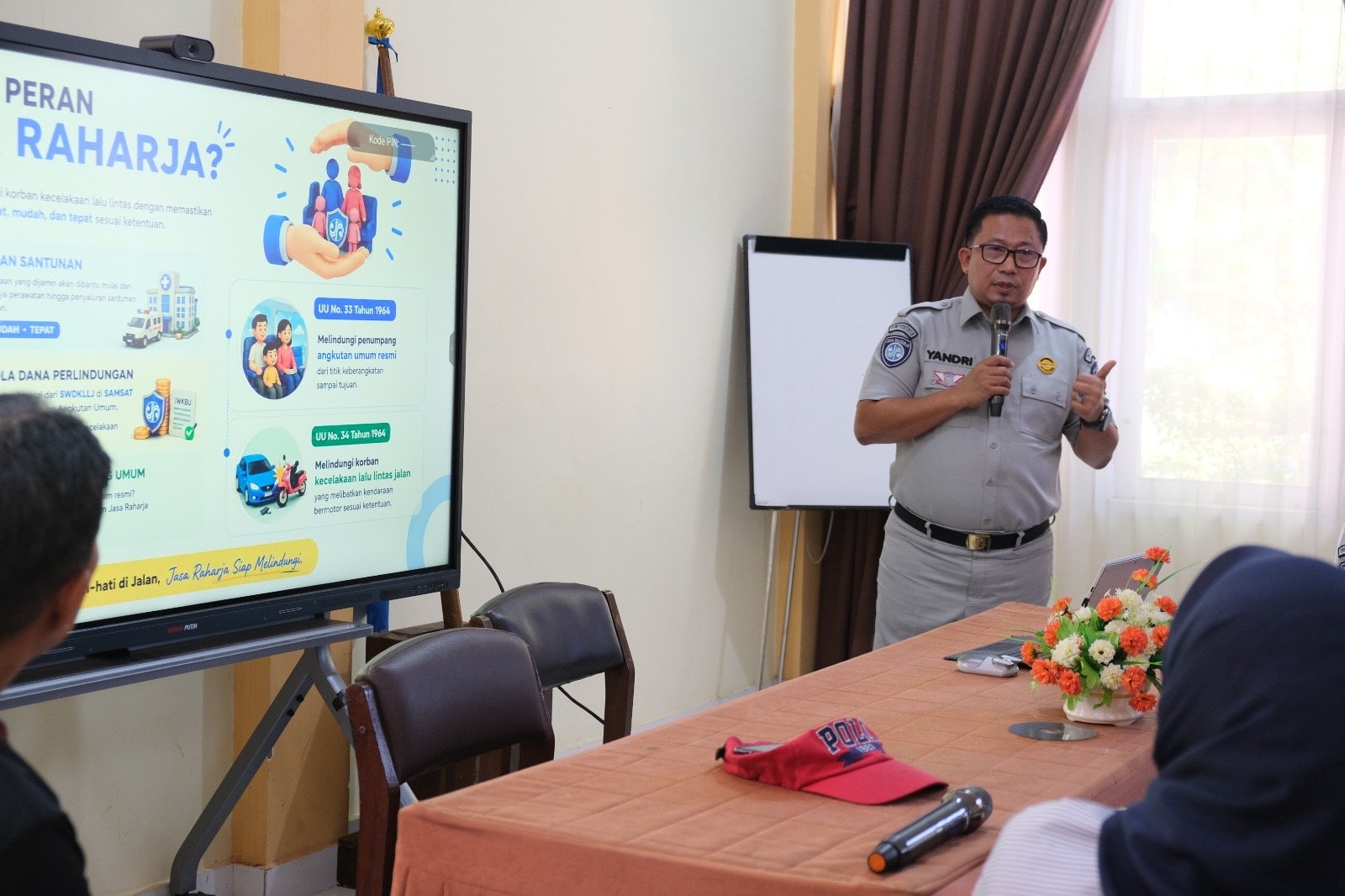 Dorong Budaya Tertib Lalu Lintas, Jasa Raharja Rangkul Guru SMKN 4 Makassar