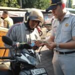Operasi Gabungan Digelar, Tim Pembina Samsat Buleleng Ingatkan Warga Manfaatkan Relaksasi Pajak