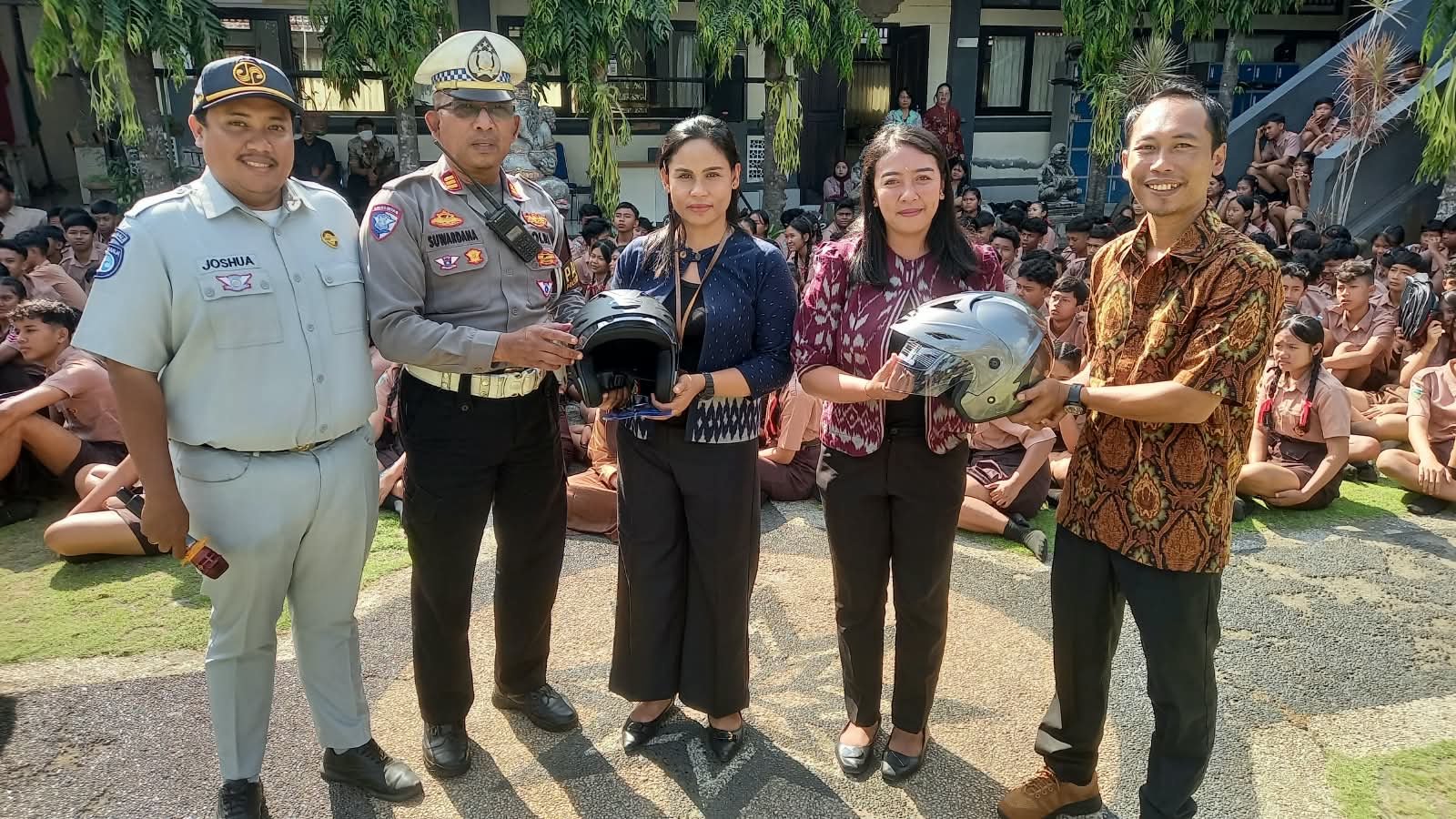 Menanamkan Keselamatan dari Bangku Sekolah, Jasa Raharja Hadir di SMPN 1 Abiansemal