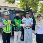 Jasa Raharja Hadir di Jalan Sudibyo Wates, Edukasi Tertib Berlalu Lintas dan Manfaatkan Program Bebas Denda