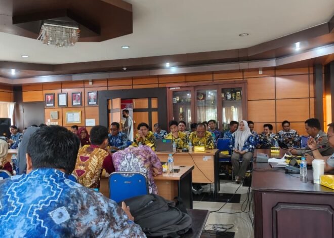 Tim Pembina Samsat Martapura: Bekali Perangkat Desa Pemahaman Kebijakan Pajak Kendaraan