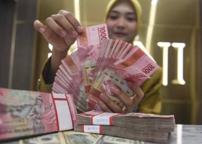 Penyebab Rupiah Melemah: Data PMI AS Menguat, Dolar Makin Perkasa