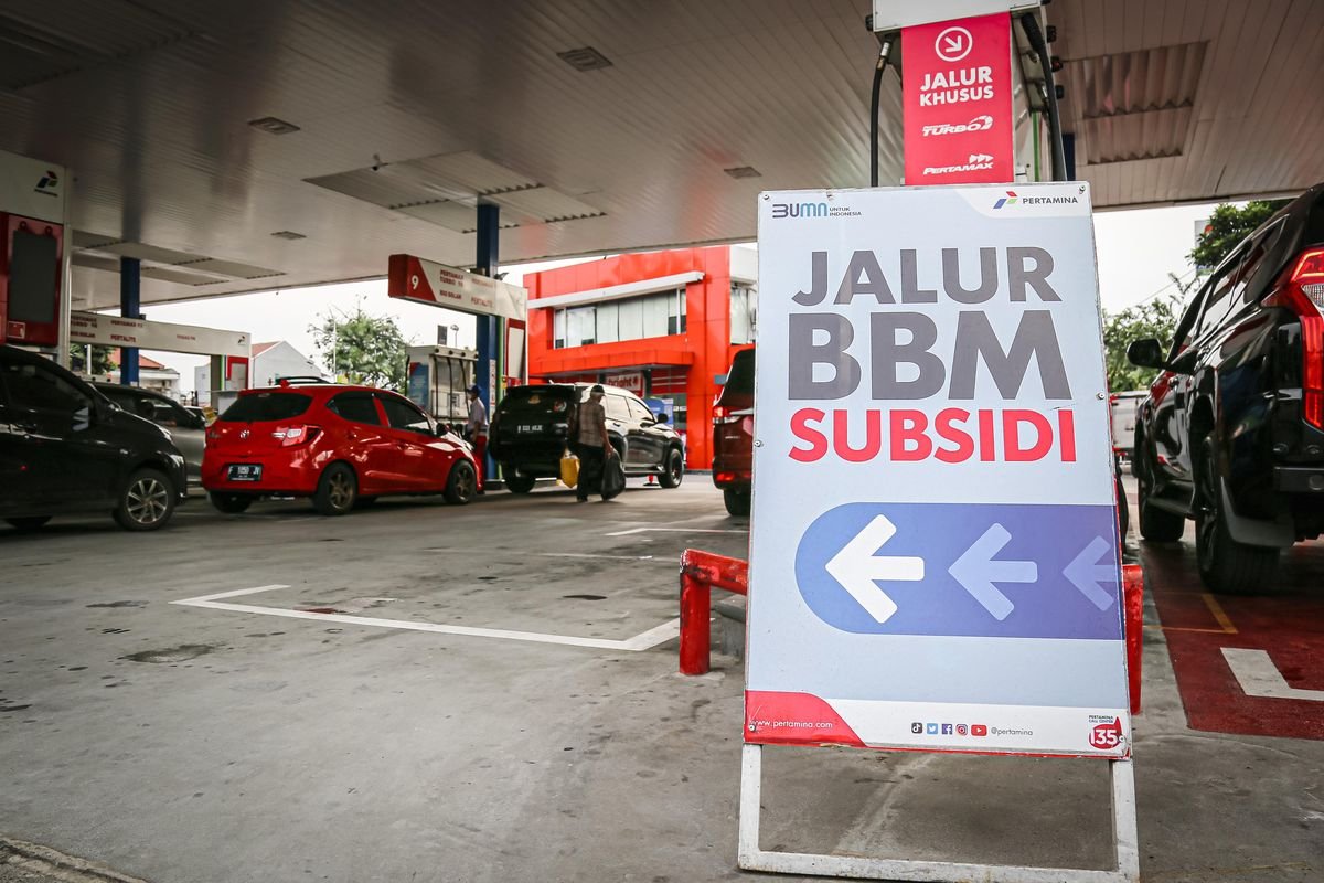 Minyak Dunia Melonjak, Kementerian ESDM: Harga Pertalite Dipastikan Tidak Naik