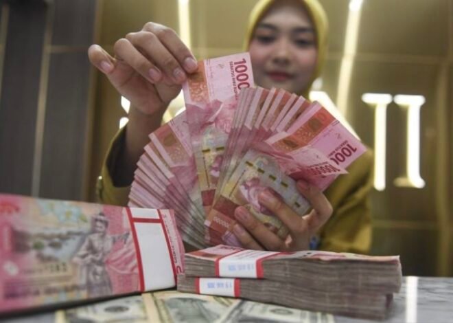 Rupiah Menguat Seiring Membaiknya Sentimen Ekonomi Domestik