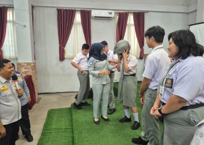 Jasa Raharja Gelar Program “Pengajar Peduli Keselamatan Lalu Lintas” di SMK Swasta Methodist Tanjung Morawa